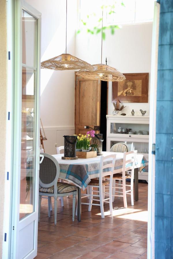 Domaine De Montbarri Bed and Breakfast La Tour-sur-Orb Exteriör bild